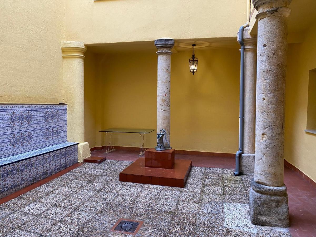 El Patio De San Pablo - Apartamento De Lujo En El Centro Con Parking Gratis Саламанка Екстериор снимка